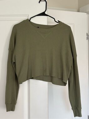 Cropped Waffle Knit Long-Sleeve Top - Olive Green
